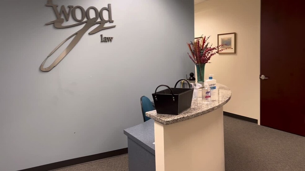 555 Quince Orchard Rd, Gaithersburg, MD for lease - Commercial Listing Video - Image 2 of 14