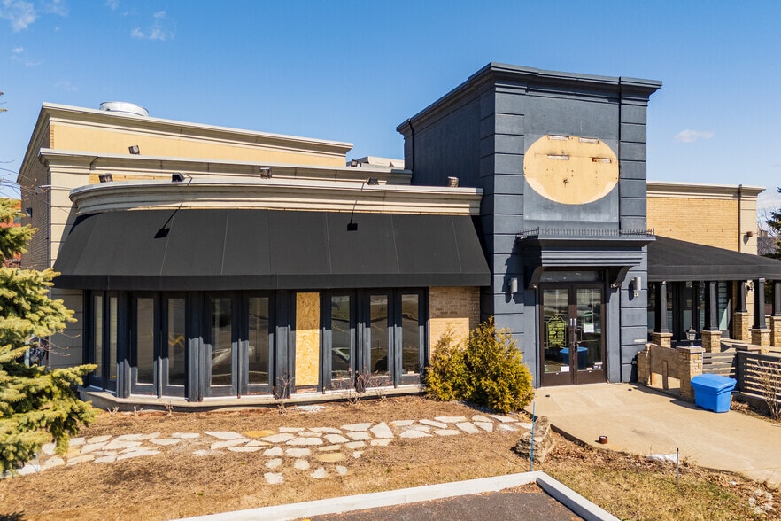 1165 Rue Volta, Boucherville, QC à louer - Photo principale - Image 1 de 11