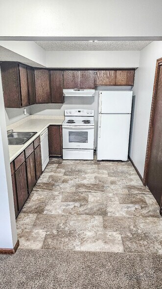 1624 Garfield St, Lincoln, NE à vendre - Photo intérieure - Image 2 de 5