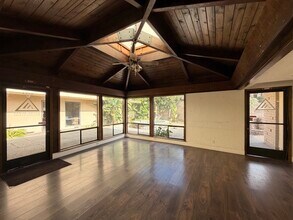7064 Corline Ct, Sebastopol, CA for lease Interior Photo- Image 1 of 5