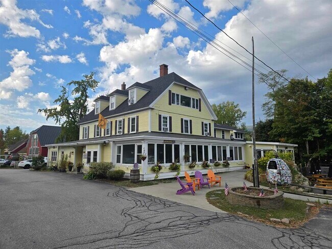 Plus de détails pour 3378 White Mountain Hwy, North Conway, NH - Commerce de détail à vendre