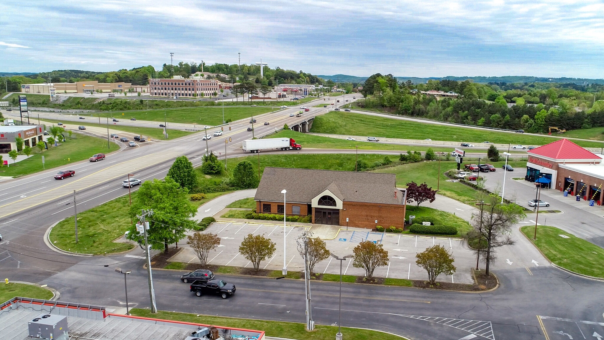 6238 Lee Hwy, Chattanooga, TN for lease Primary Photo- Image 1 of 6