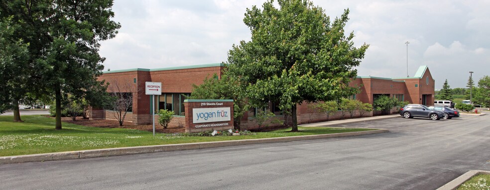 210 Shields Ct, Markham, ON à louer - Photo principale - Image 1 de 2