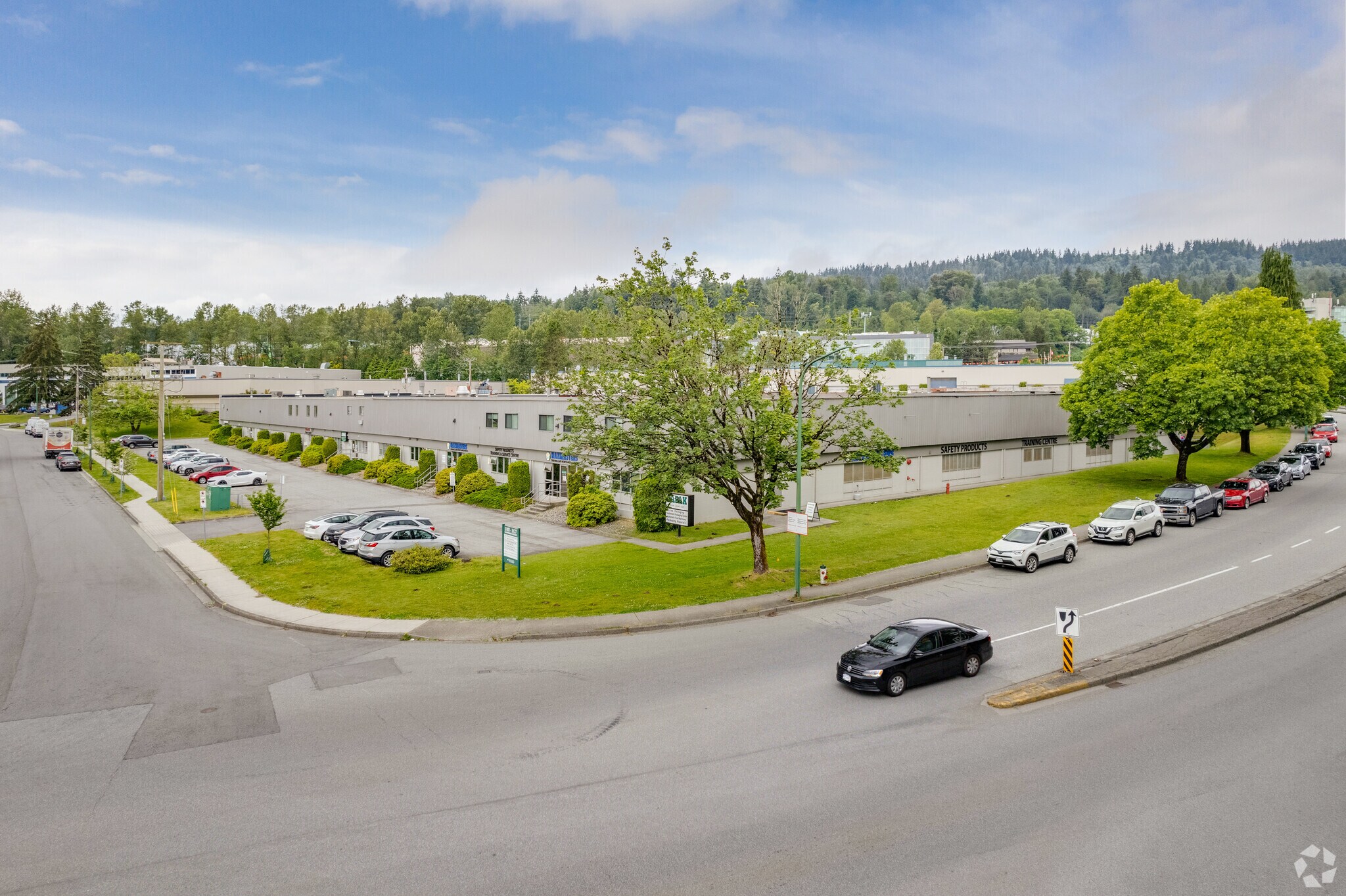 3103-3127 Thunderbird Cres, Burnaby, BC for sale Primary Photo- Image 1 of 1