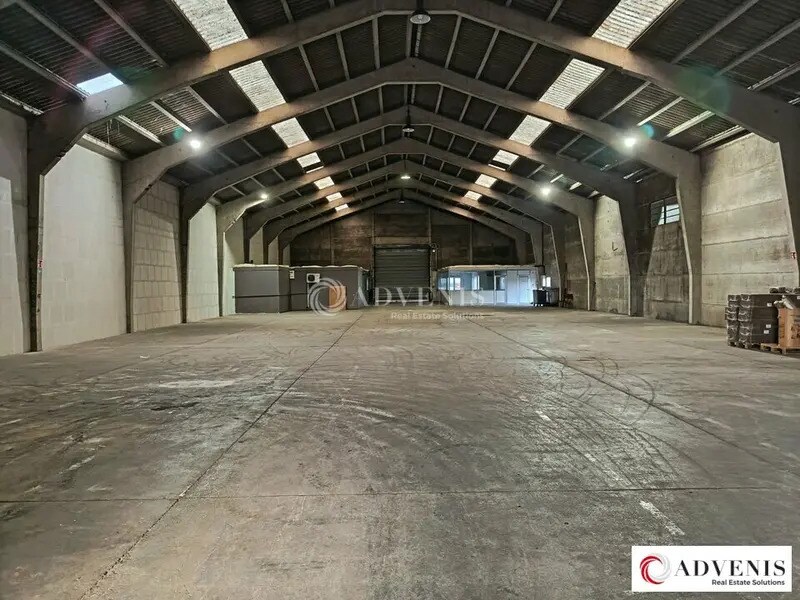 Industrial in Seclin for lease Building Photo- Image 1 of 6