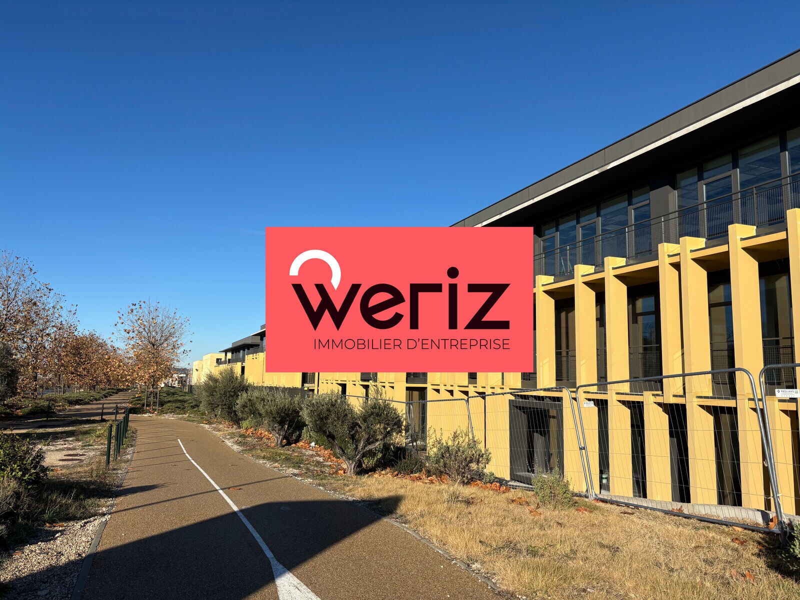 Bureau dans Aix-en-Provence à louer Photo du bâtiment- Image 1 de 11