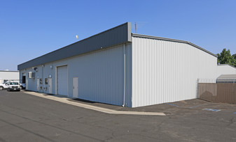 1197 Vanderbilt Cir, Manteca CA - Warehouse