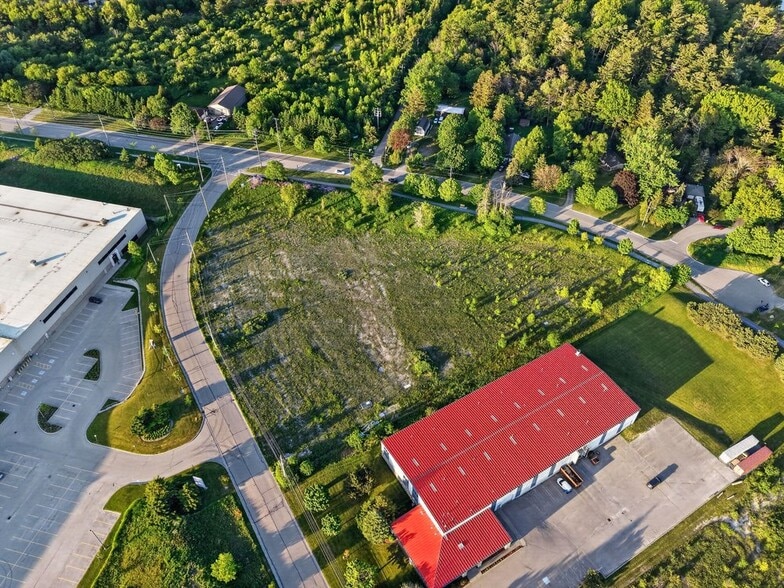2600 Thickson Rd S, Whitby, ON for sale - Aerial - Image 3 of 3