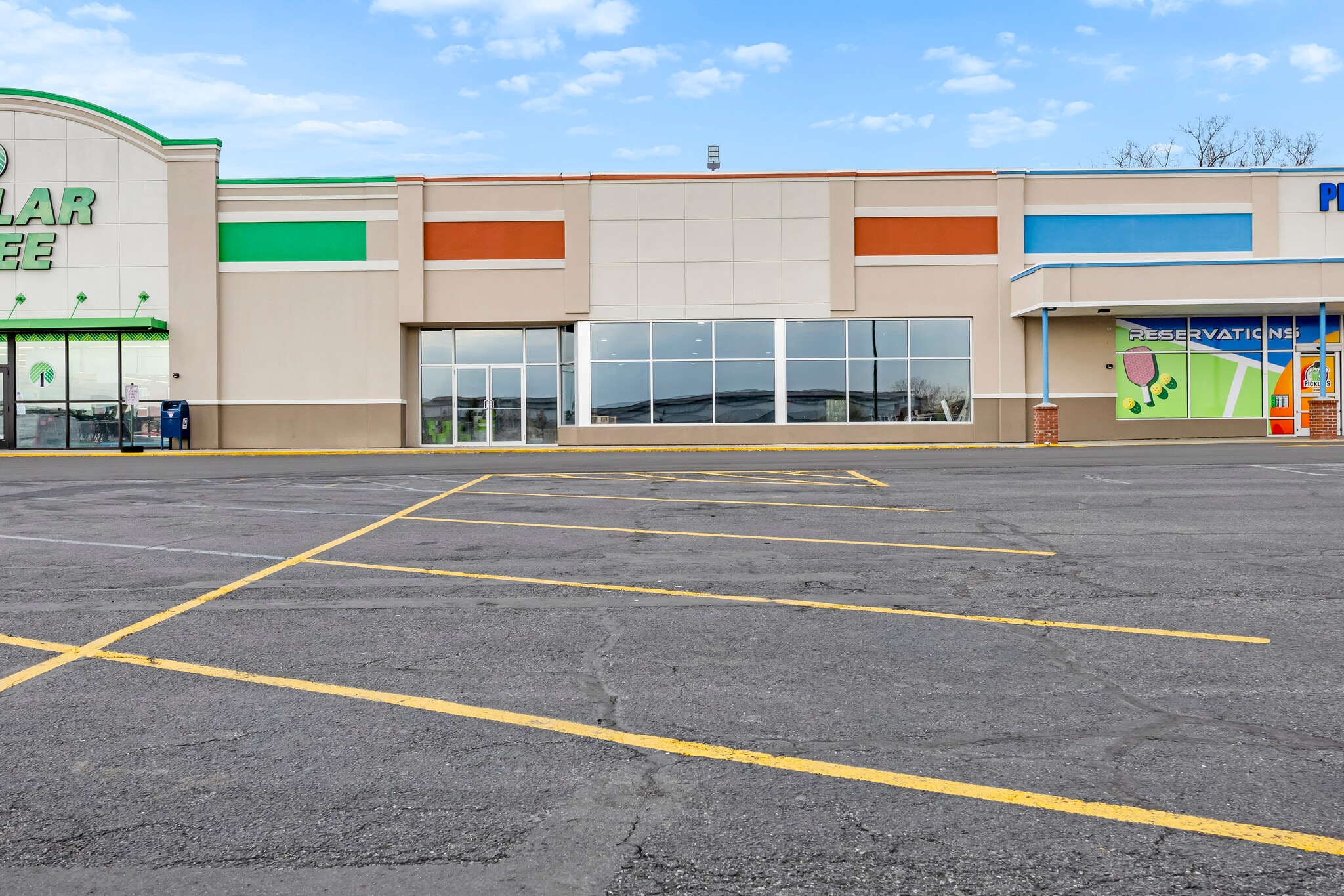 90 Broadway, Menands, NY for lease Building Photo- Image 1 of 21