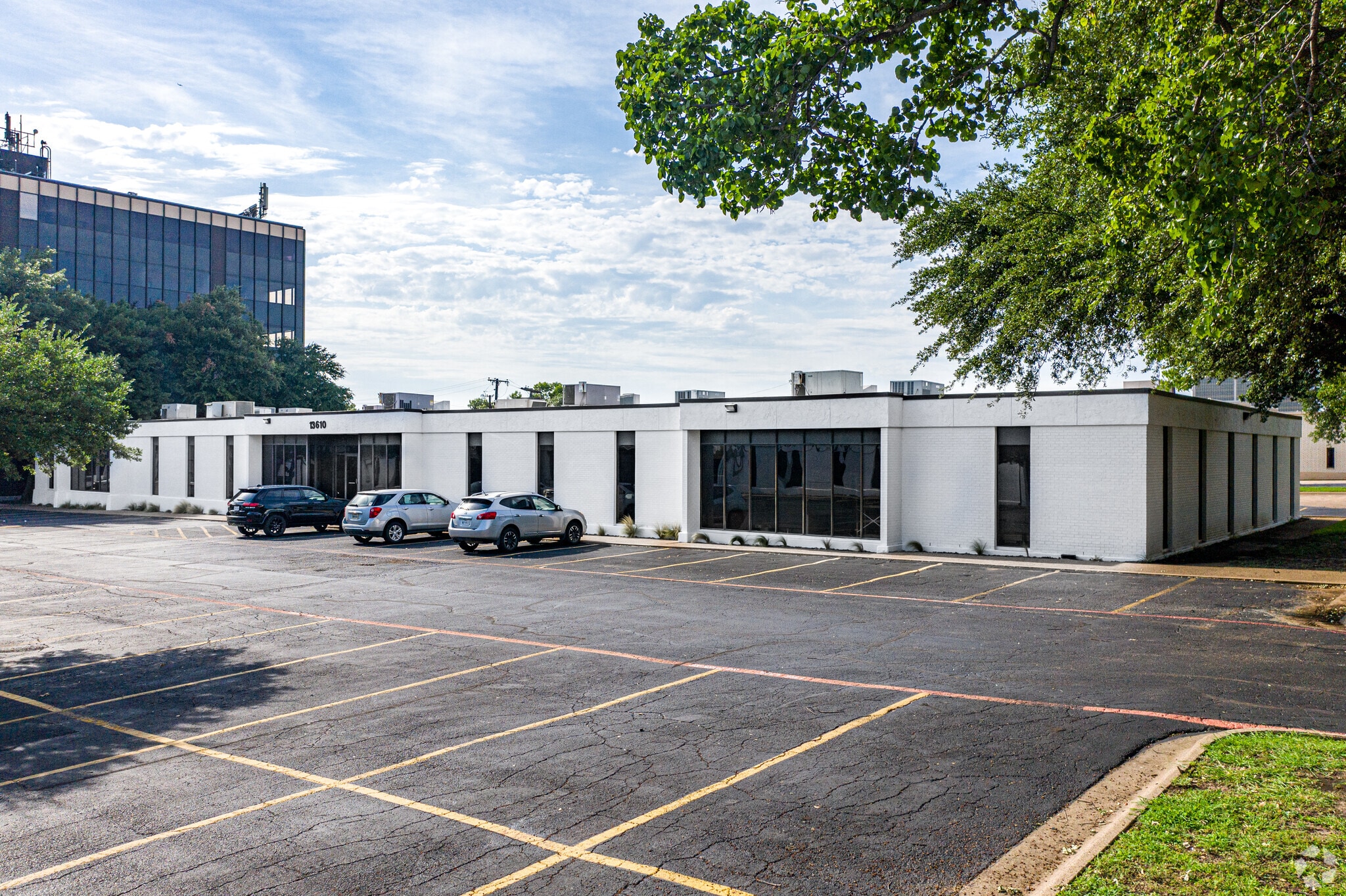 13610 Midway Rd, Farmers Branch, TX for lease Primary Photo- Image 1 of 4
