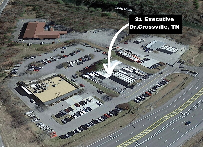 21 Executive Dr, Crossville, TN for sale - Building Photo - Image 2 of 22