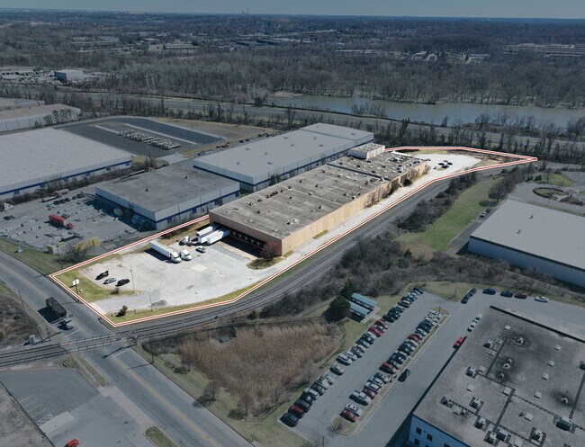 Plus de détails pour 4665 Hollins Ferry Rd, Halethorpe, MD - Industriel à vendre