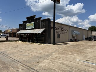 Plus de détails pour 102 Academy Drive, Indianola, MS - Vente au détail à vendre