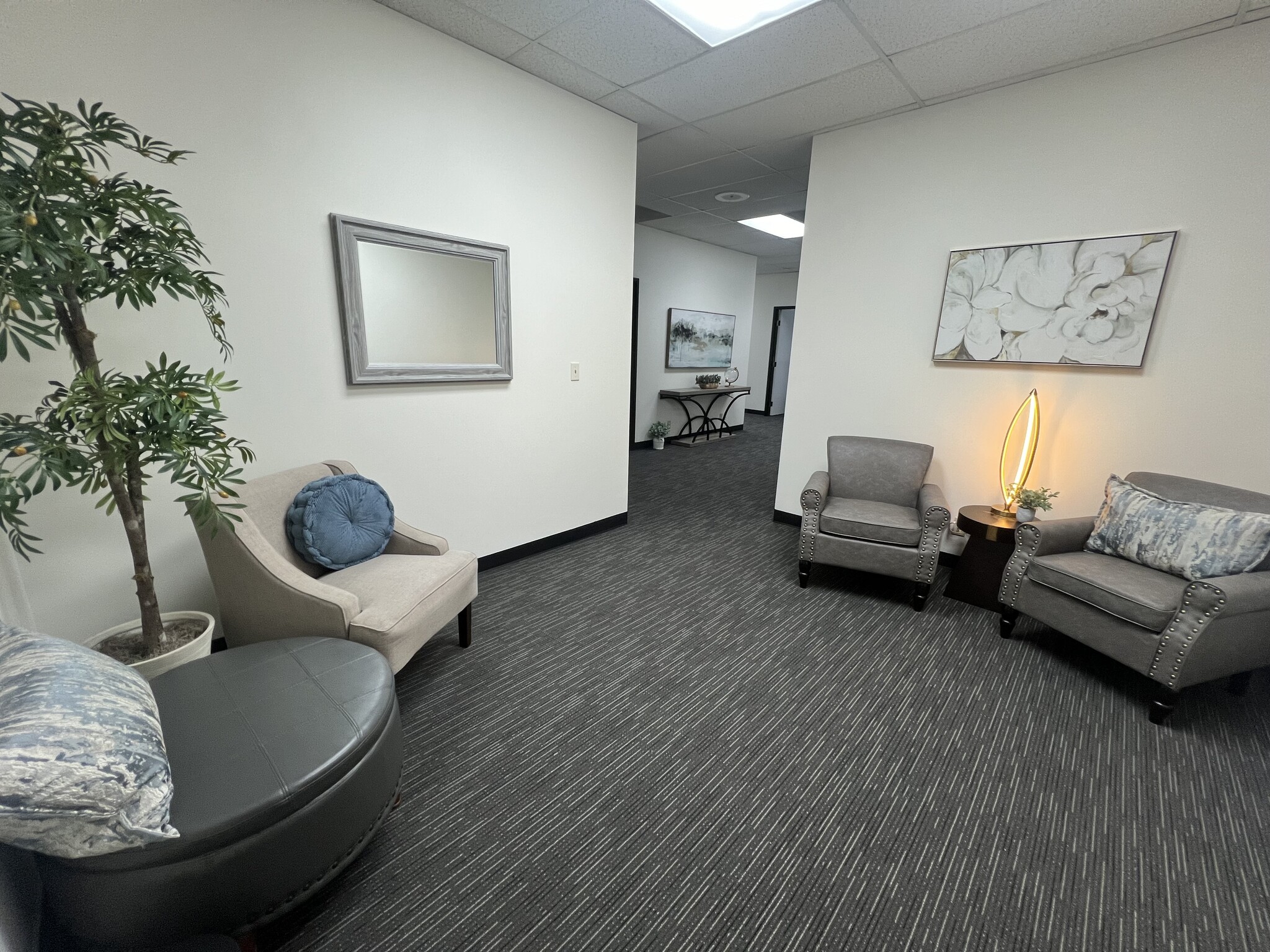 23351-23361 Madero, Mission Viejo, CA for lease Lobby- Image 1 of 4