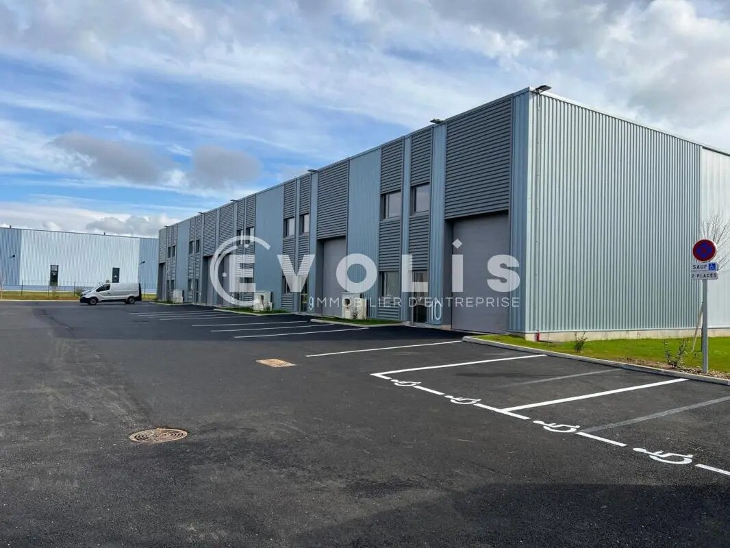 Flex in Saint-Vulbas for sale Building Photo- Image 1 of 23