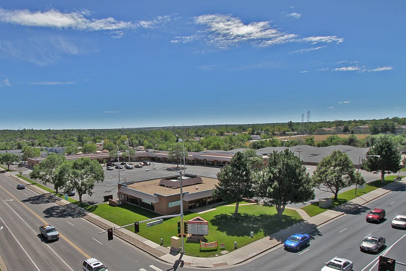 1704-1756 S Chambers Rd, Aurora, CO for lease - Primary Photo - Image 1 of 16