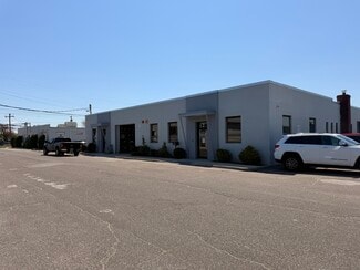 Plus de détails pour 2 Commercial St, Hicksville, NY - Industriel à louer