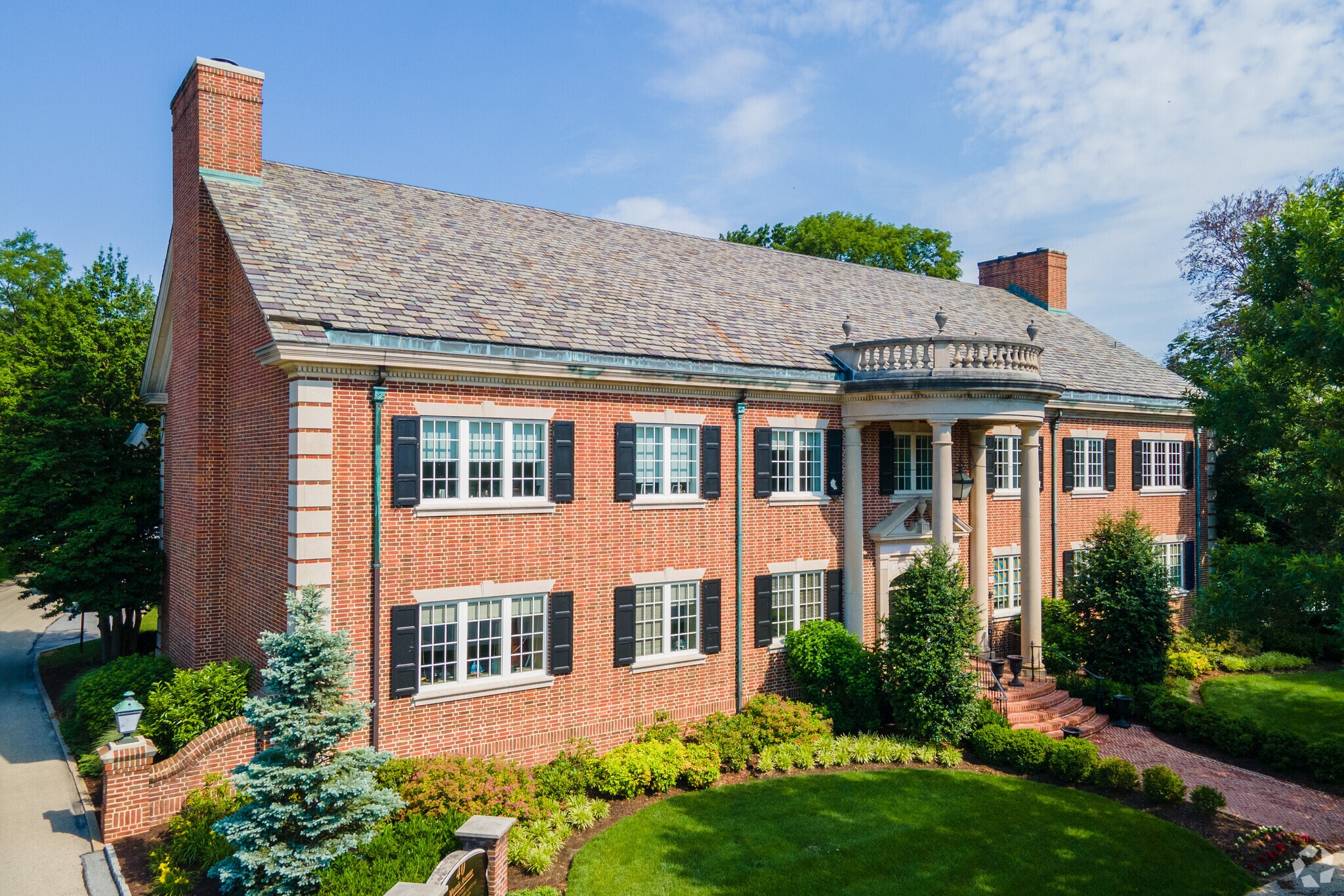 40 Morris Ave, Bryn Mawr, PA for lease Primary Photo- Image 1 of 6
