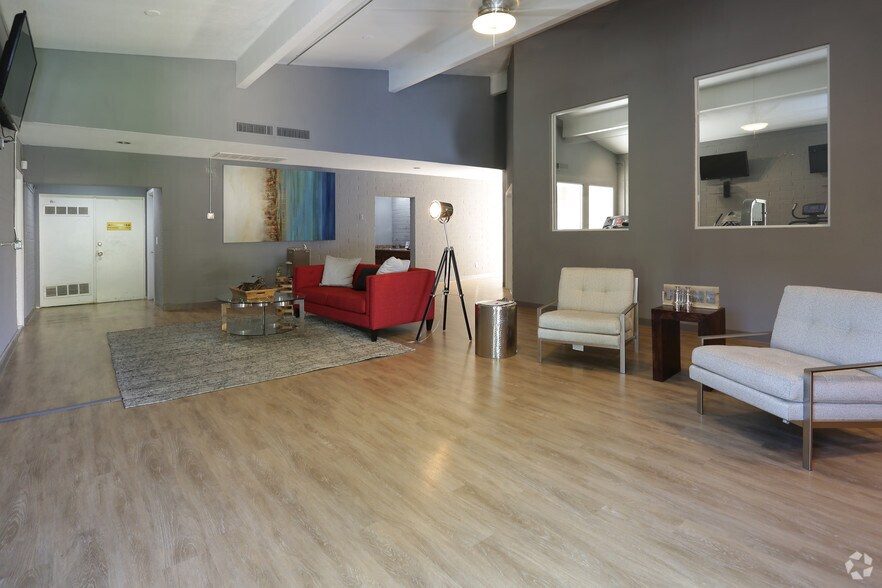 6666 E Golf Links Rd, Tucson, AZ à vendre - Photo du bâtiment - Image 3 de 84