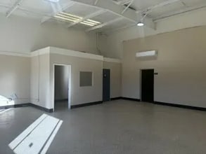 1050 Willow Creek Rd, Prescott, AZ for lease Interior Photo- Image 2 of 5