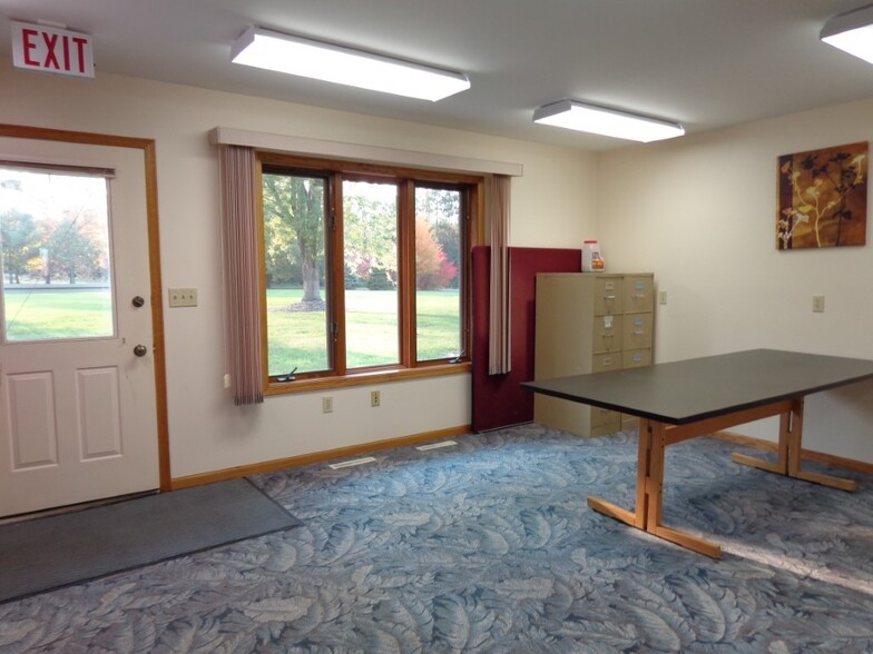 1117 County Road Db, Mosinee, WI for lease - Interior Photo - Image 2 of 24