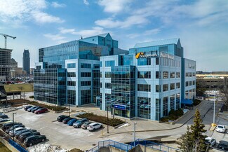 Plus de détails pour 77 City Centre Dr, Mississauga, ON - Bureau, Bureau/Commerce de détail à louer