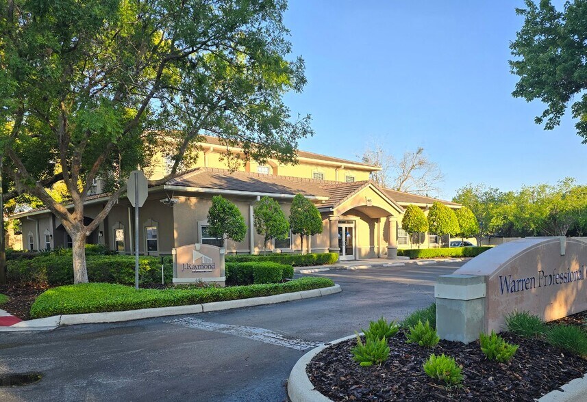 465 W Warren Ave, Longwood, FL à louer - Photo du bâtiment - Image 3 de 16