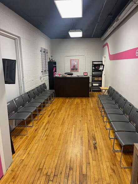 10 Squirrelwood Rd, Woodland Park, NJ à louer - Photo intérieure - Image 3 de 14