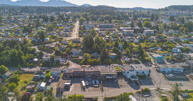 Plus de détails pour 4603 Marine Av, Powell River, BC - Commerce de détail à vendre