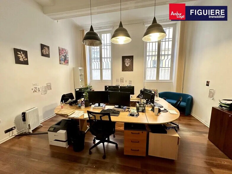 Office in Aix-en-Provence for lease - Interior Photo - Image 1 of 8