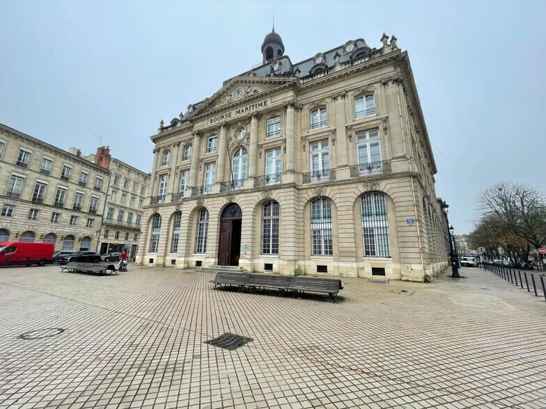 Bureau dans Bordeaux à louer - Photo du bâtiment - Image 2 de 19