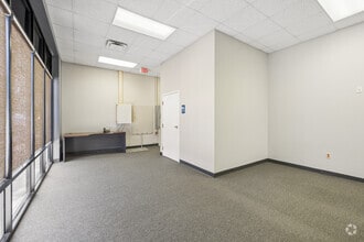 280 Business Park Cir, Saint Augustine, FL for lease Interior Photo- Image 2 of 2