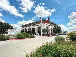 Plus de détails pour 19230 Stone Oak Pky, San Antonio, TX - Bureau à louer