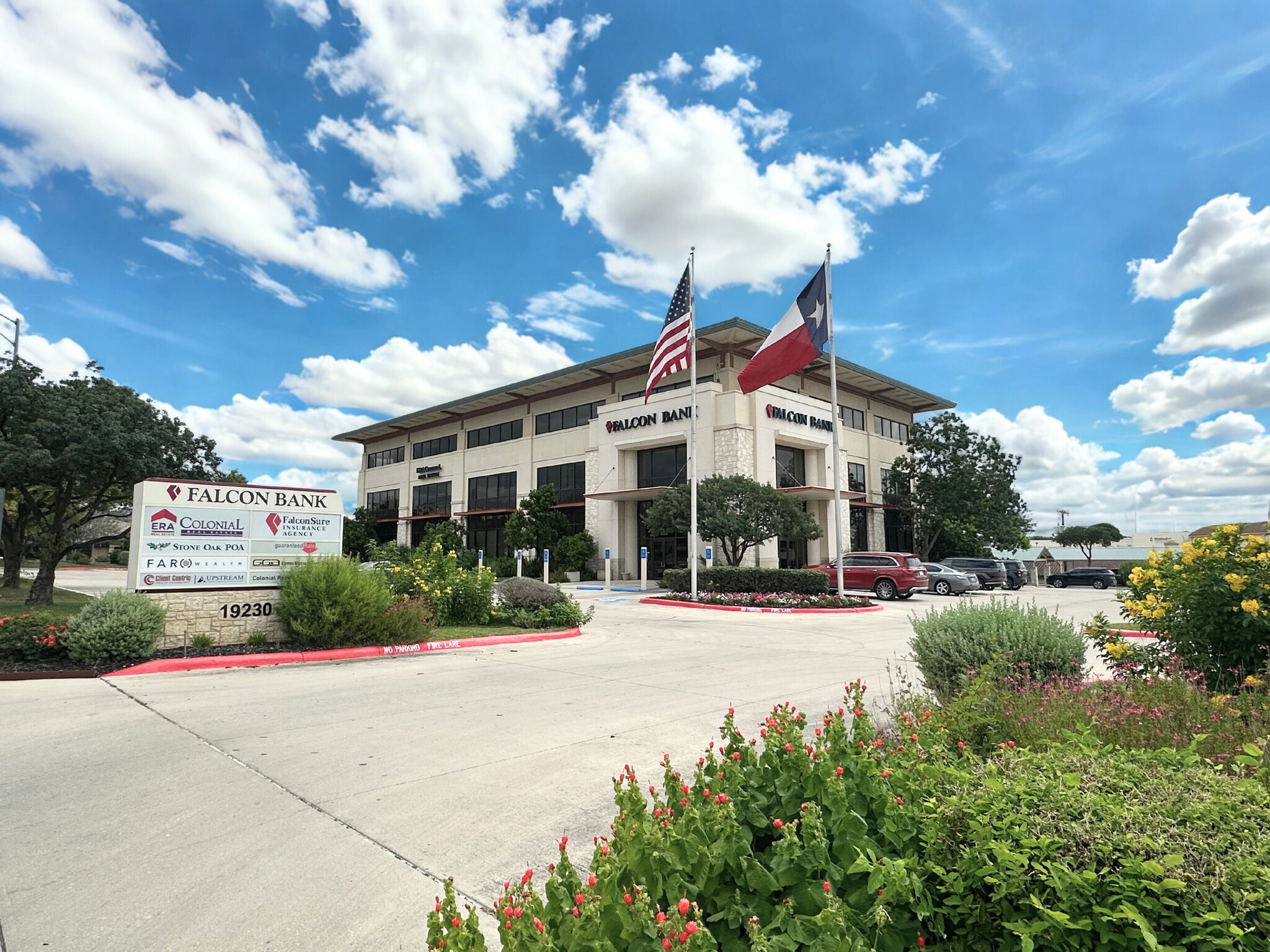 19230 Stone Oak Pky, San Antonio, TX for lease Primary Photo- Image 1 of 6