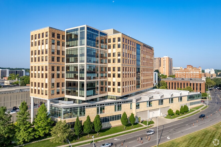 4801 Main St, Kansas City, MO à louer - Photo du bâtiment - Image 1 de 4