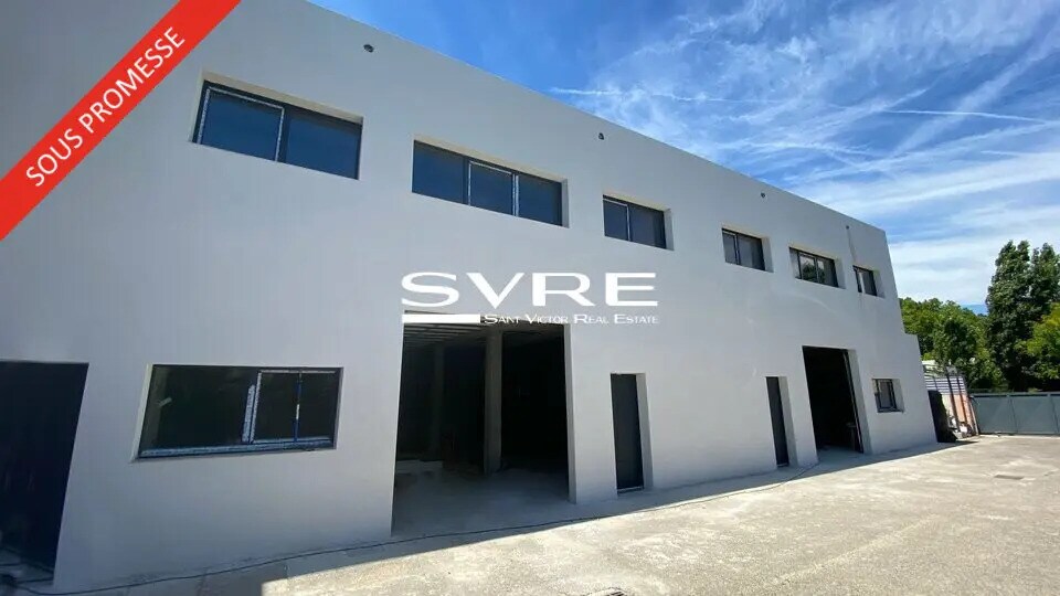 Local d'activités dans Les Pennes-Mirabeau à vendre Photo du bâtiment- Image 1 de 9