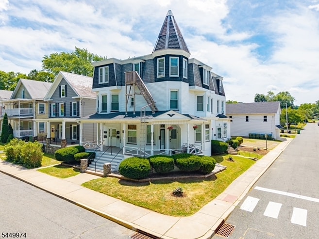 59 Railroad Ave, Washington, NJ à vendre - Photo principale - Image 1 de 7