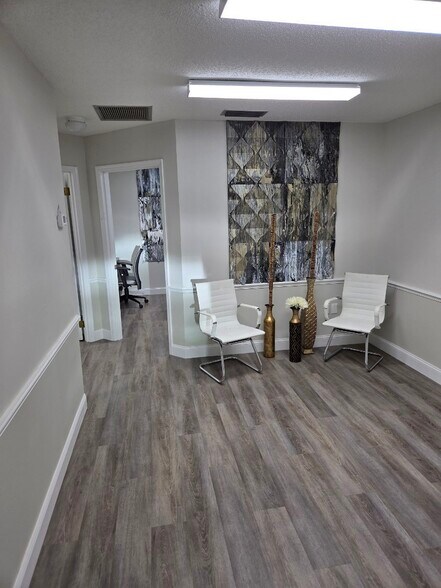 421 Montgomery Rd, Altamonte Springs, FL à vendre - Photo du bâtiment - Image 3 de 12