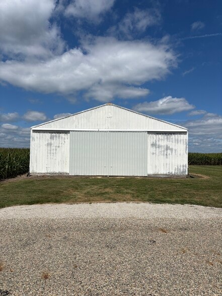 1028 3200 North Road, Mansfield, IL for sale - Building Photo - Image 3 of 9