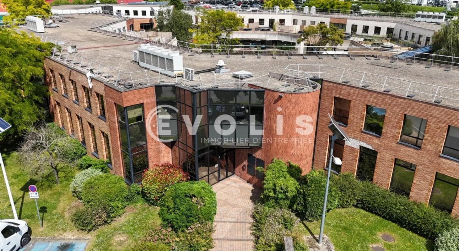 Office in Massy for lease Building Photo- Image 1 of 13