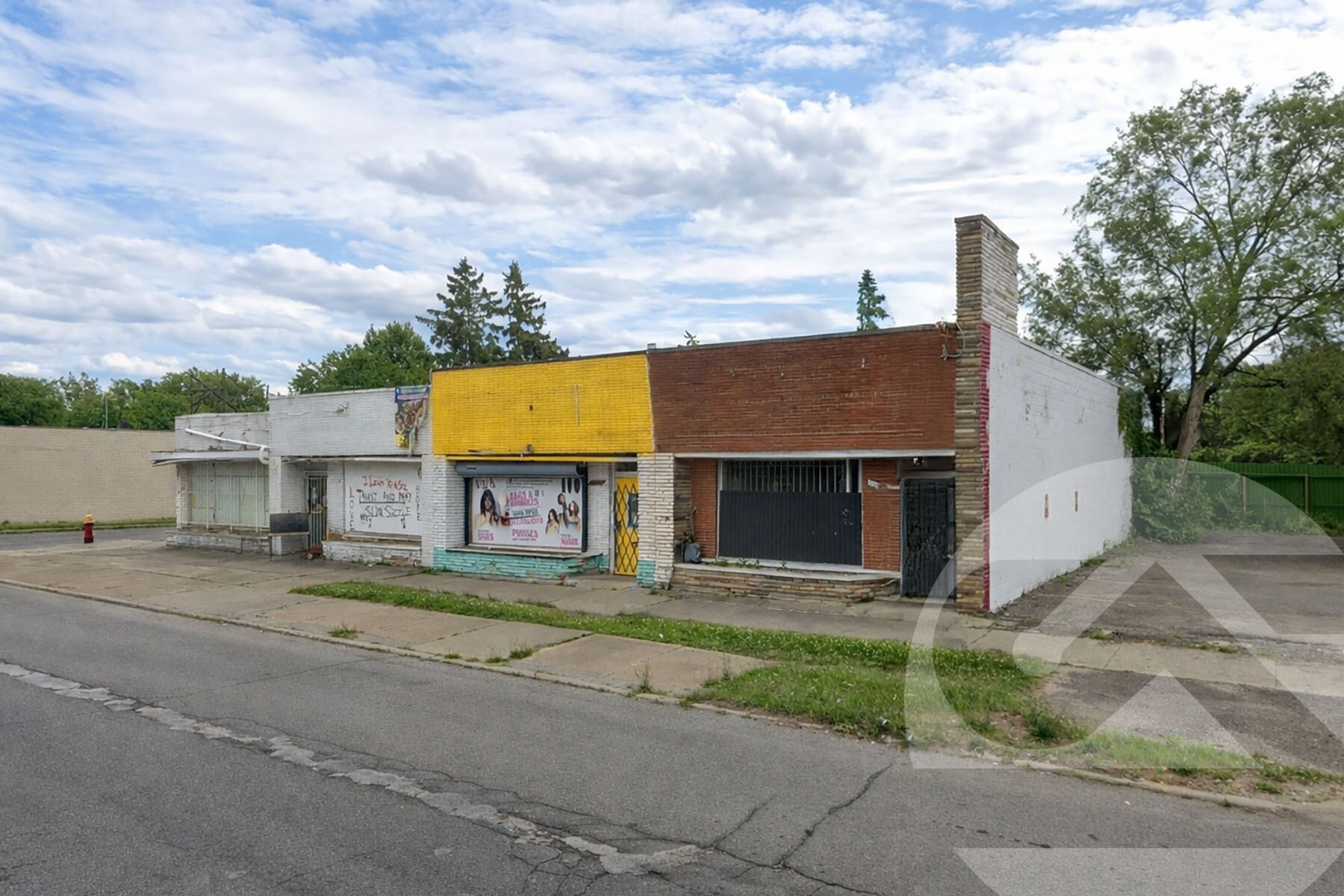16315 W 7 Mile Rd, Detroit, MI for lease Primary Photo- Image 1 of 2