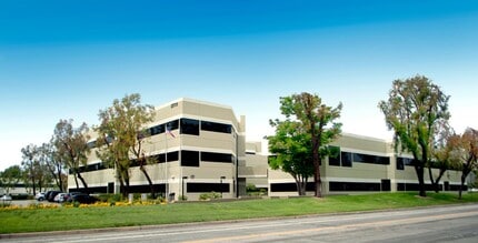 25115 Avenue Stanford, Valencia, CA for lease Building Photo- Image 1 of 7