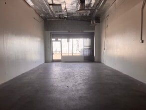 2626 N Figueroa St, Los Angeles, CA à louer Photo intérieure- Image 1 de 5