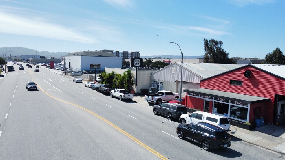 1929 Del Monte Blvd, Seaside, CA à vendre - Photo du bâtiment - Image 3 de 5