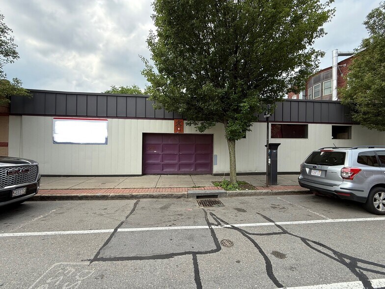 74 Water St, Worcester, MA à vendre - Photo du bâtiment - Image 2 de 25