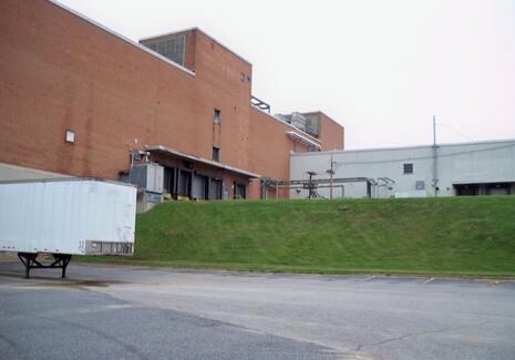 103 E Commonwealth Blvd, Martinsville, VA à louer - Photo du bâtiment - Image 2 de 6