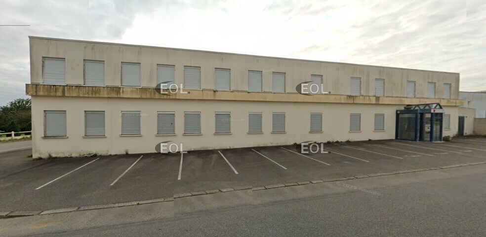 6 Rue De La Peltière, La Guerche-de-Bretagne for lease - Building Photo - Image 1 of 4