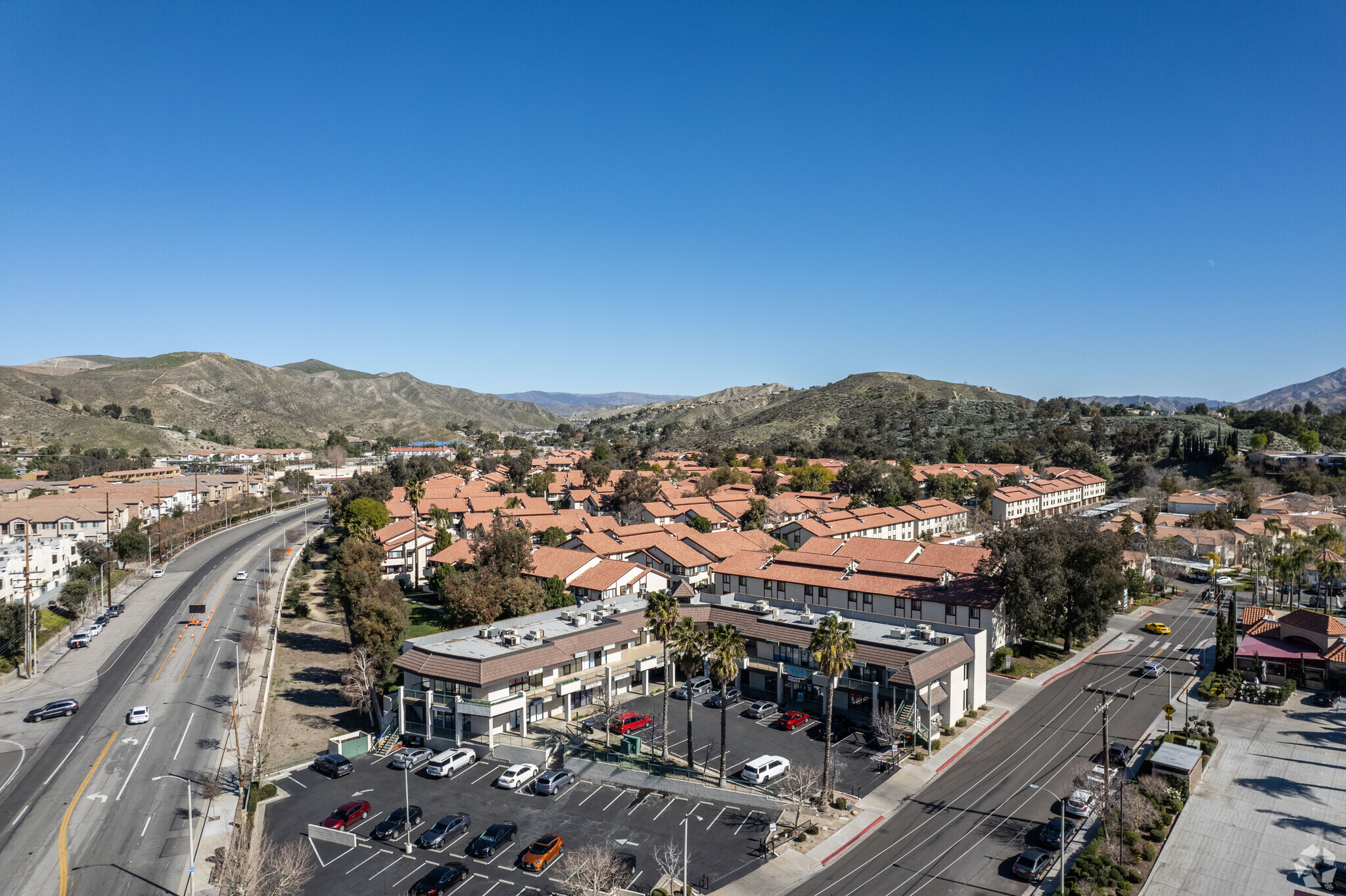 18333 Dolan Way, Santa Clarita, CA for lease Aerial- Image 1 of 9