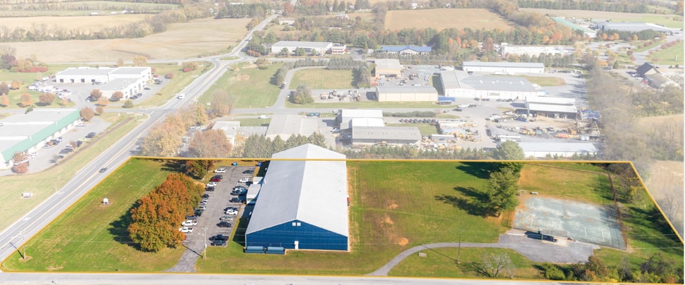 5216 Renn Rd, Frederick, MD à vendre - Photo du bâtiment - Image 2 de 24