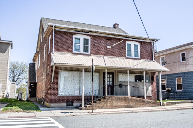 More details for 82 Main St, Pennsburg, PA - Retail for Sale